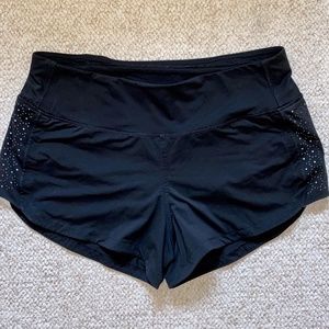 lululemon athletica: Speed Up Short 2.5" NEW PRICE